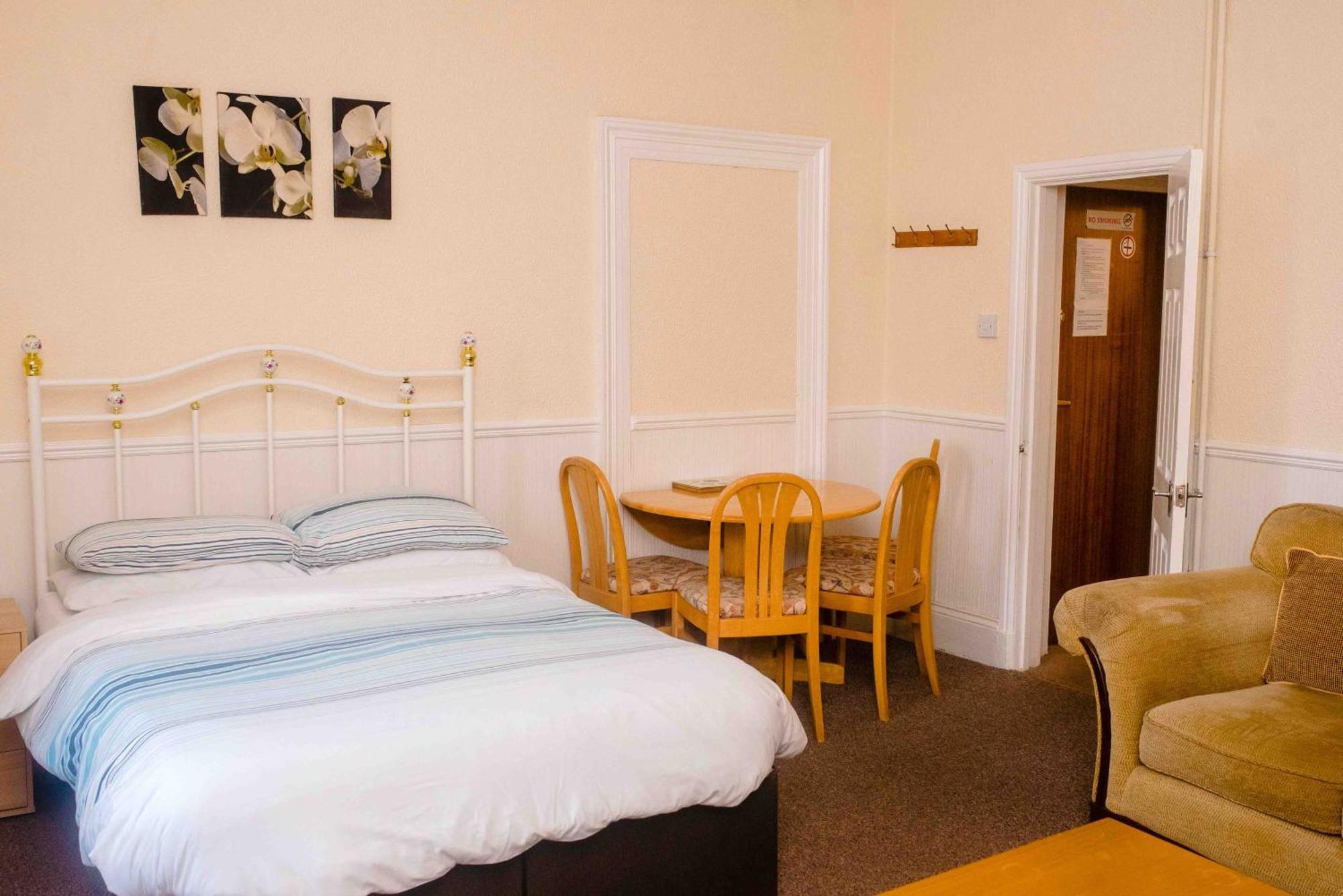 The Chadwick Aparthotel Skegness Buitenkant foto